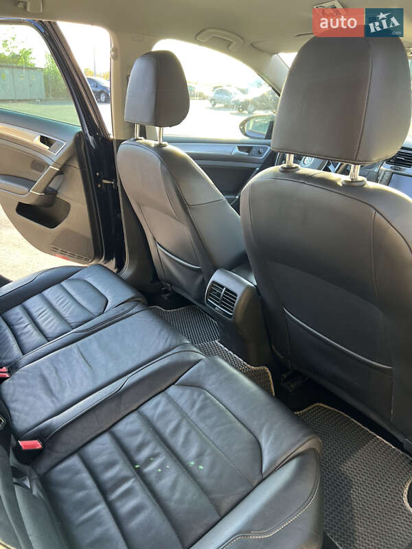 Хэтчбек Volkswagen e-Golf 2014 в Виннице