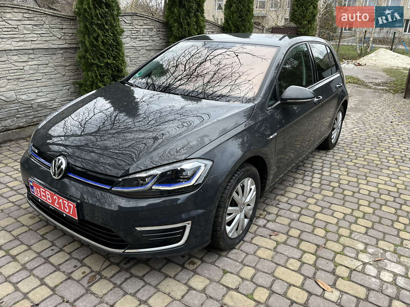 Хетчбек Volkswagen e-Golf 2020 в Радивиліві