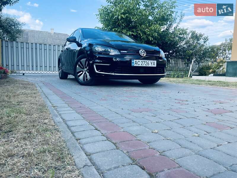 Хэтчбек Volkswagen e-Golf 2014 в Любомле фото 9 Хэтчбек Volkswagen e-Golf 2014 в Любомле