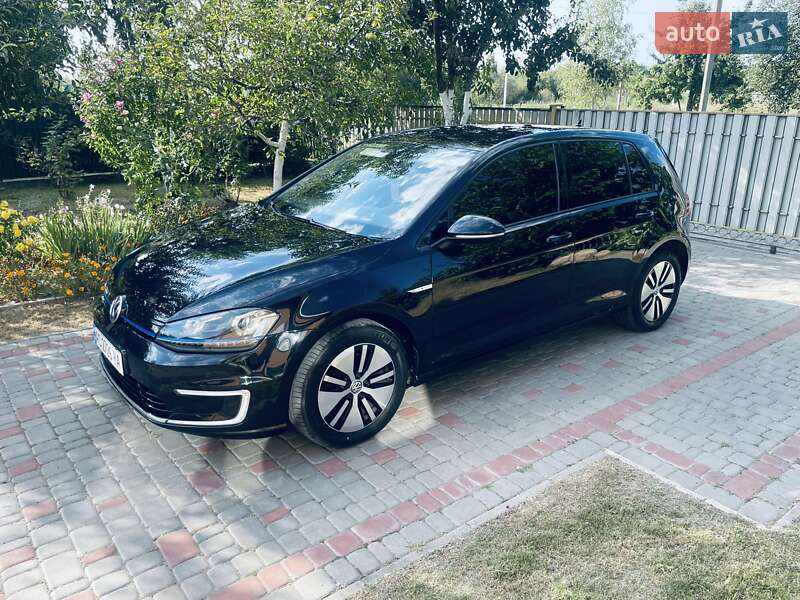 Хэтчбек Volkswagen e-Golf 2014 в Любомле фото 20 Хэтчбек Volkswagen e-Golf 2014 в Любомле