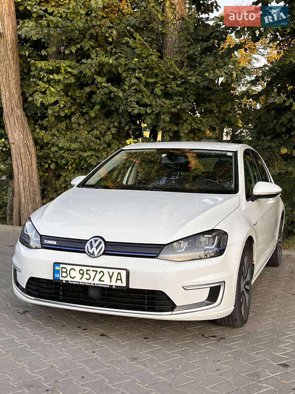 Хетчбек Volkswagen e-Golf 2014 в Львові