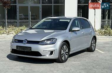 Хэтчбек Volkswagen e-Golf 2014 в Городке
