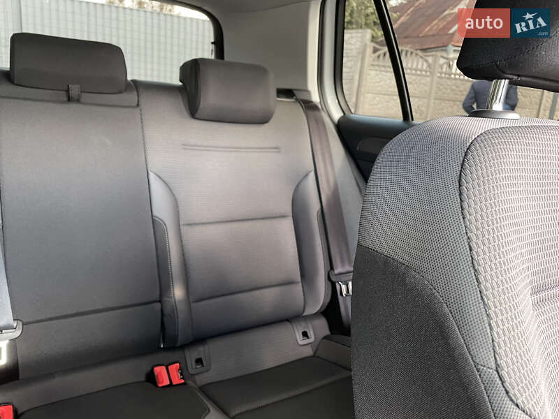 Хетчбек Volkswagen e-Golf 2020 в Павлограді