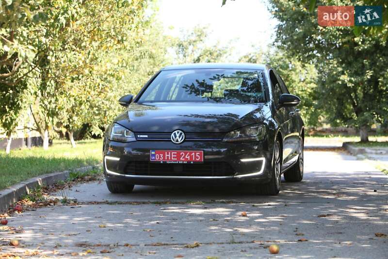 Хэтчбек Volkswagen e-Golf 2015 в Тернополе