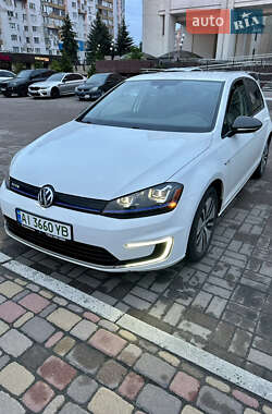 Хэтчбек Volkswagen e-Golf 2014 в Черкассах