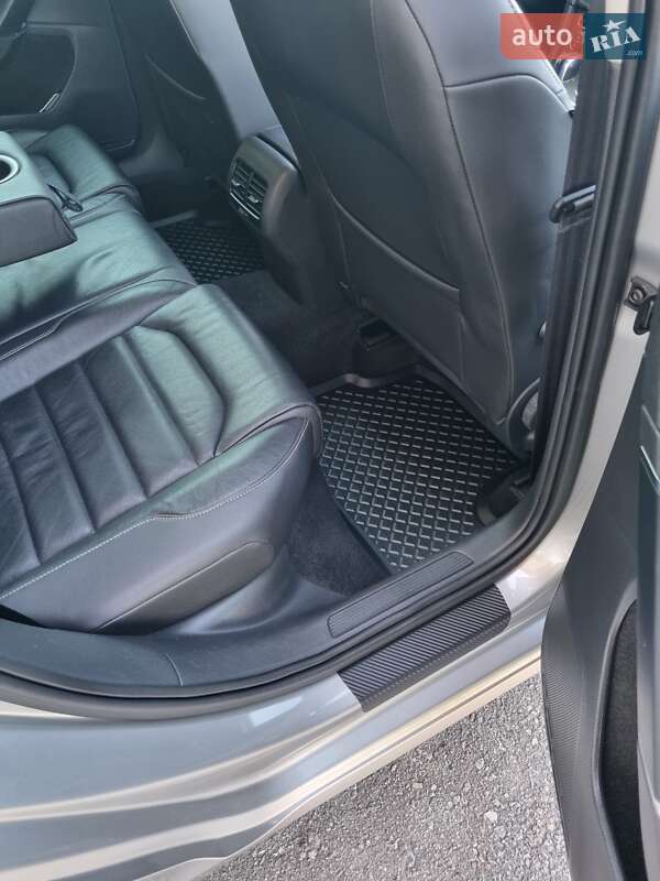 Хетчбек Volkswagen e-Golf 2016 в Харкові