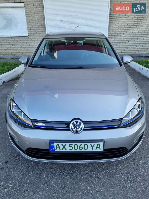 Хетчбек Volkswagen e-Golf 2016 в Харкові