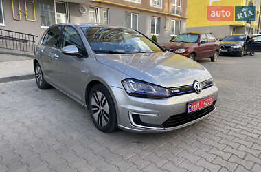 Хэтчбек Volkswagen e-Golf 2016 в Черновцах