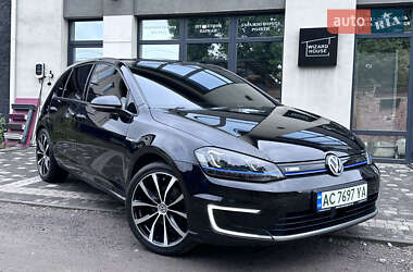 Хэтчбек Volkswagen e-Golf 2015 в Луцке