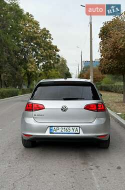 Хетчбек Volkswagen e-Golf 2016 в Запоріжжі
