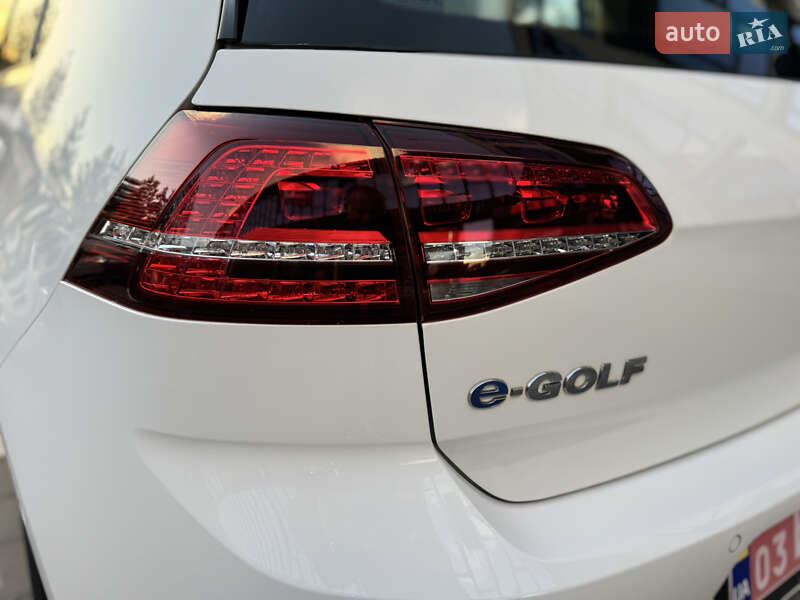 Хэтчбек Volkswagen e-Golf 2015 в Ровно