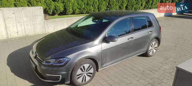 Хэтчбек Volkswagen e-Golf 2018 в Львове