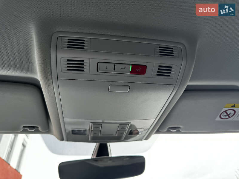 Хетчбек Volkswagen e-Golf 2017 в Миронівці