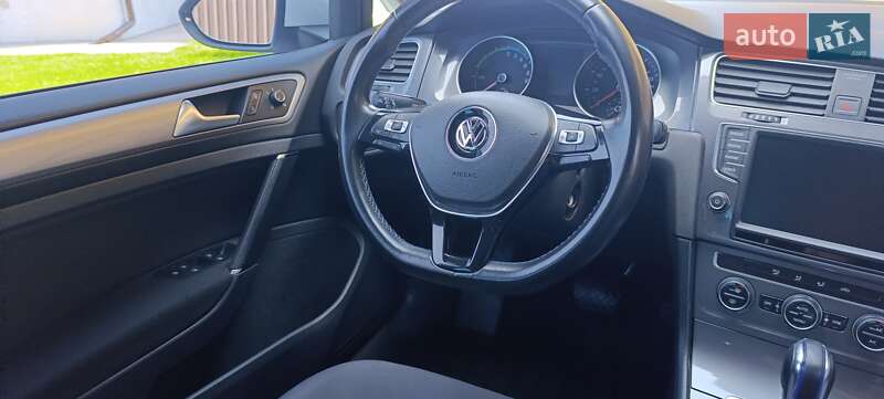 Хэтчбек Volkswagen e-Golf 2014 в Виннице