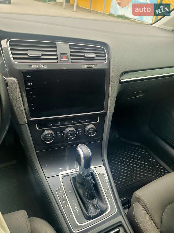 Хетчбек Volkswagen e-Golf 2018 в Хмельницькому