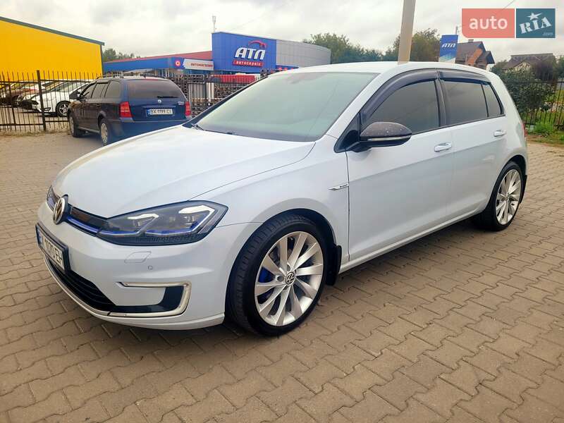 Хетчбек Volkswagen e-Golf 2018 в Хмельницькому