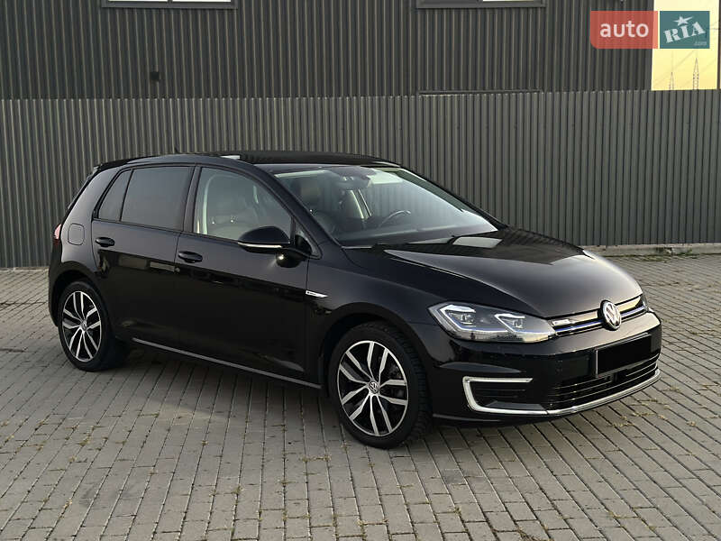 Хетчбек Volkswagen e-Golf 2019 в Ужгороді