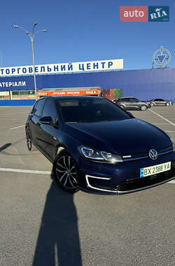 Хетчбек Volkswagen e-Golf 2017 в Кам'янець-Подільському