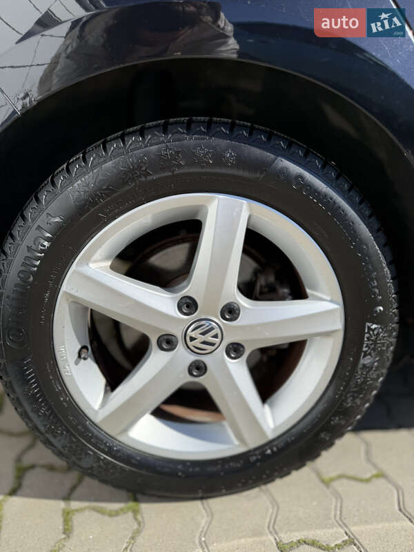 Хетчбек Volkswagen e-Golf 2014 в Радехові