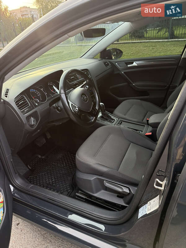 Хетчбек Volkswagen e-Golf 2020 в Луцьку