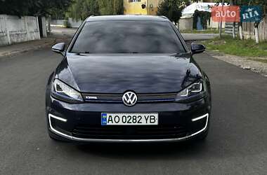 Хетчбек Volkswagen e-Golf 2015 в Мукачевому