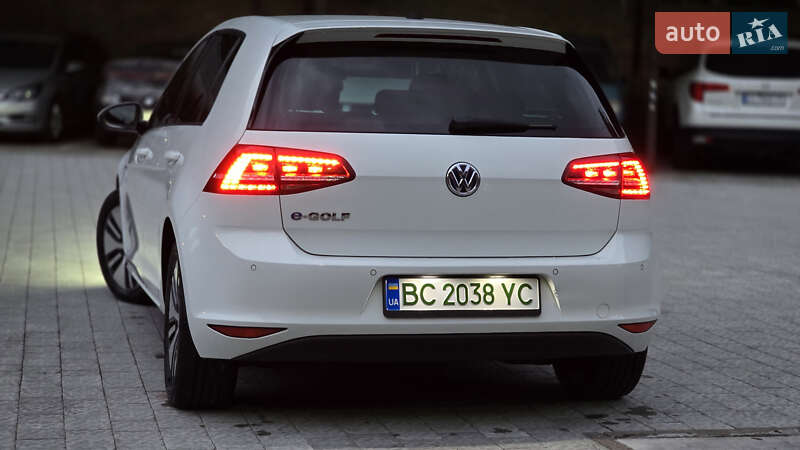 Хэтчбек Volkswagen e-Golf 2016 в Брюховичах