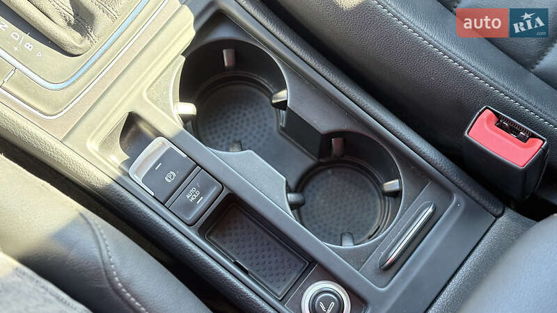 Хэтчбек Volkswagen e-Golf 2015 в Луцке