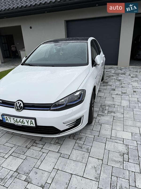 Хетчбек Volkswagen e-Golf 2019 в Івано-Франківську