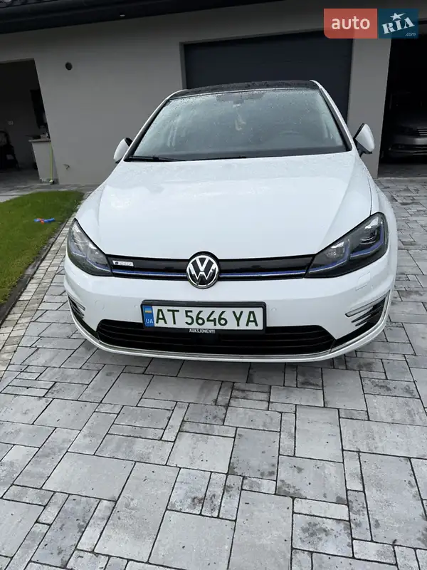Volkswagen e-Golf