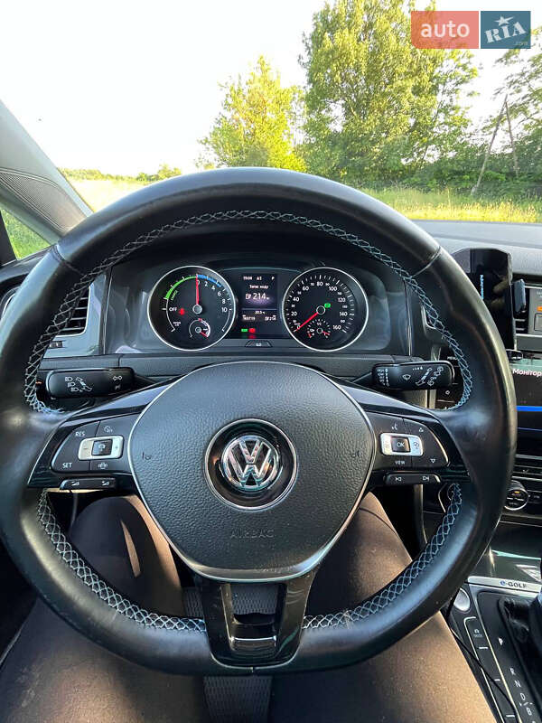 Хетчбек Volkswagen e-Golf 2019 в Івано-Франківську