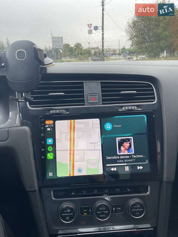 Хетчбек Volkswagen e-Golf 2014 в Черкасах