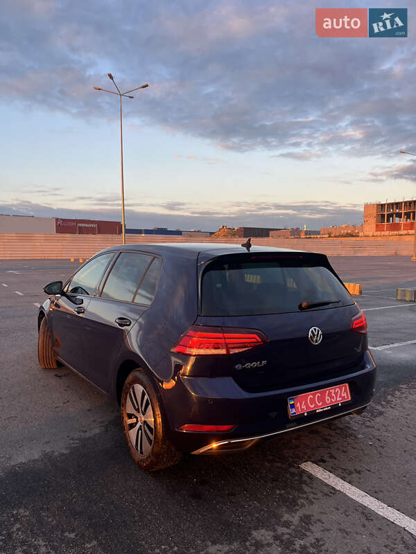 Хетчбек Volkswagen e-Golf 2017 в Львові
