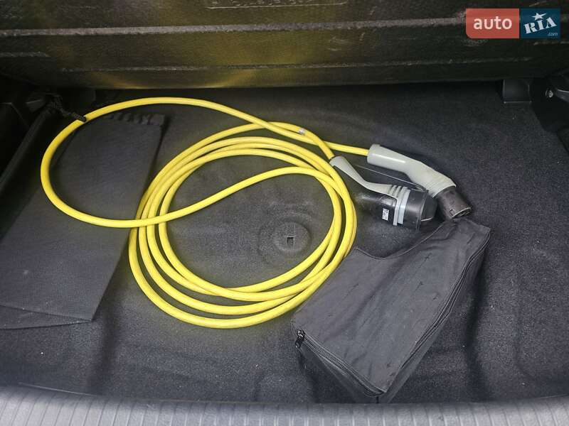 Хетчбек Volkswagen e-Golf 2018 в Львові