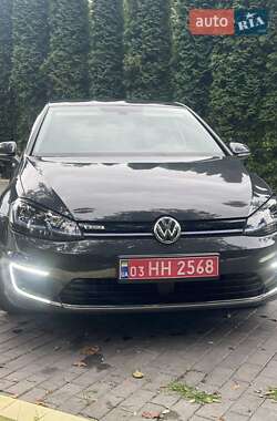 Хэтчбек Volkswagen e-Golf 2020 в Шепетовке