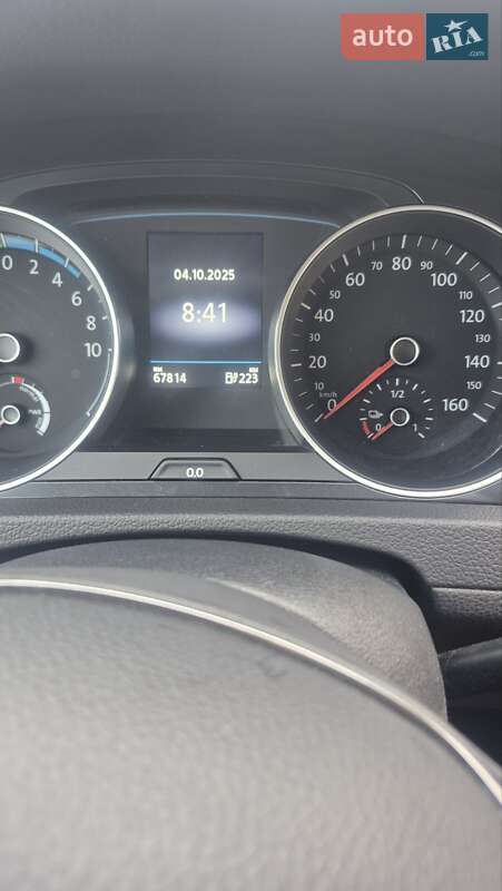 Хэтчбек Volkswagen e-Golf 2020 в Шепетовке