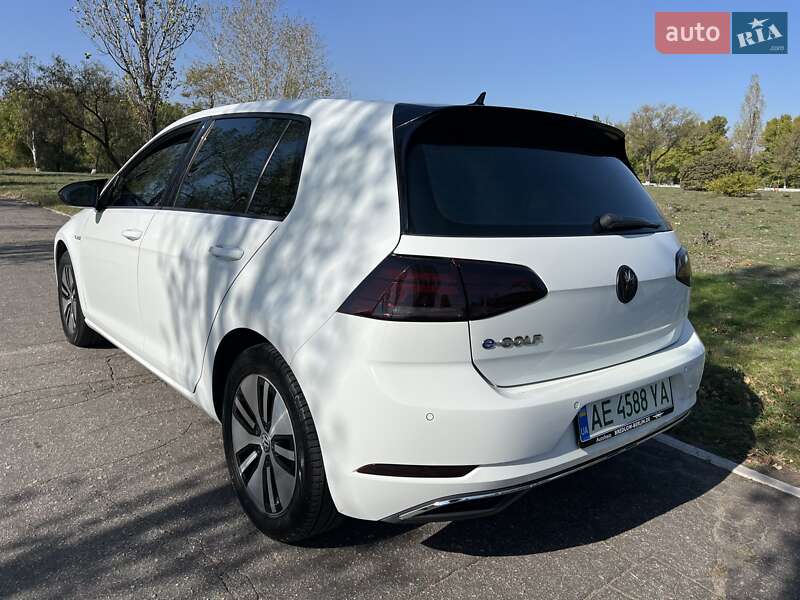 Хэтчбек Volkswagen e-Golf 2020 в Каменском
