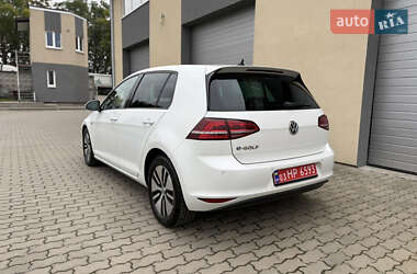 Хэтчбек Volkswagen e-Golf 2014 в 