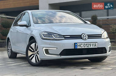 Хетчбек Volkswagen e-Golf 2018 в 