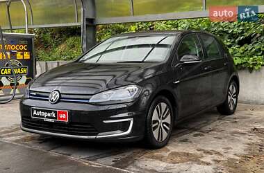 Хетчбек Volkswagen e-Golf 2018 в Києві
