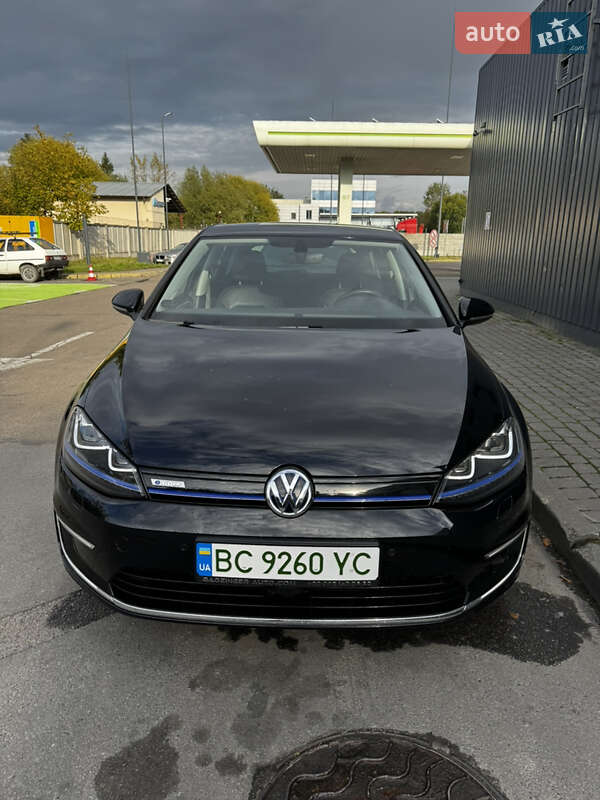 Volkswagen e-Golf 2016
