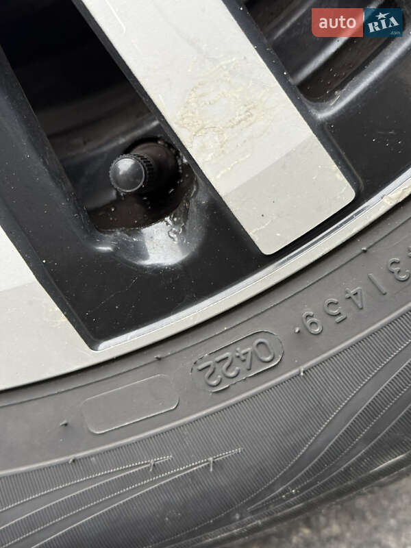 Хэтчбек Volkswagen e-Golf 2015 в Каменец-Подольском