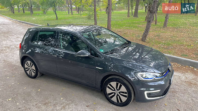Хэтчбек Volkswagen e-Golf 2020 в Запорожье