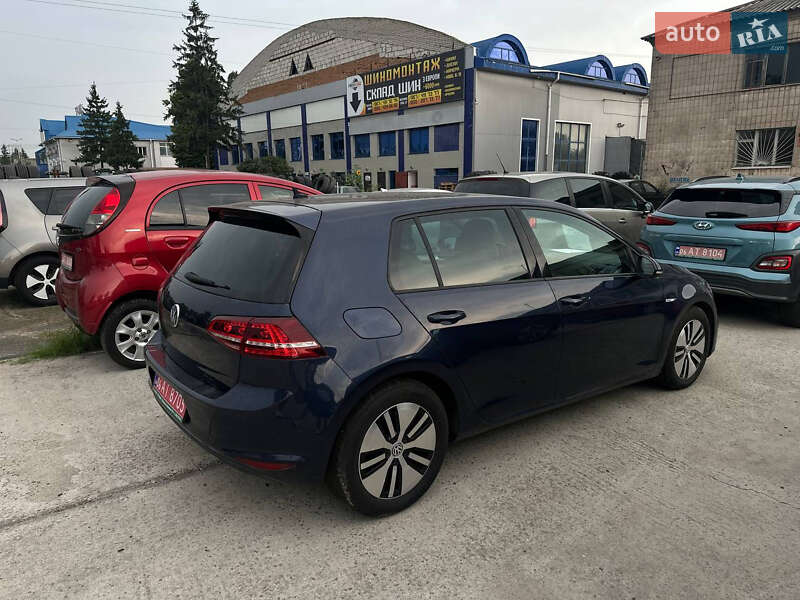 Хэтчбек Volkswagen e-Golf 2016 в Житомире