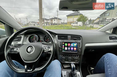 Хетчбек Volkswagen e-Golf 2015 в Львові
