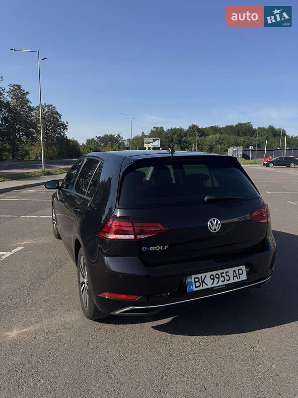Хэтчбек Volkswagen e-Golf 2019 в Ровно