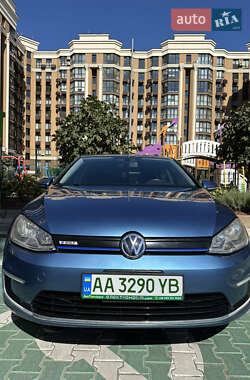 Хэтчбек Volkswagen e-Golf 2016 в Киеве