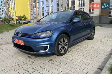 Хэтчбек Volkswagen e-Golf 2015 в Черновцах