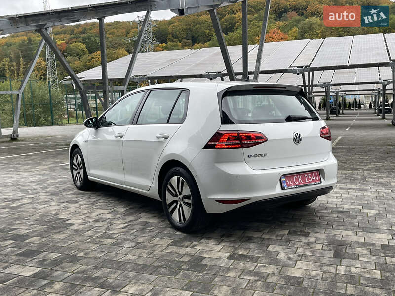 Хетчбек Volkswagen e-Golf 2014 в Львові