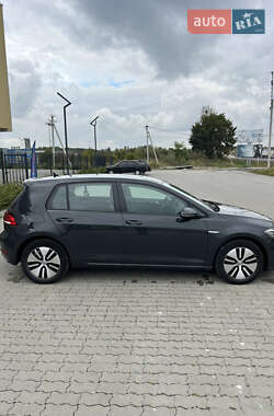 Хетчбек Volkswagen e-Golf 2020 в  фото 2 Хетчбек Volkswagen e-Golf 2020 в