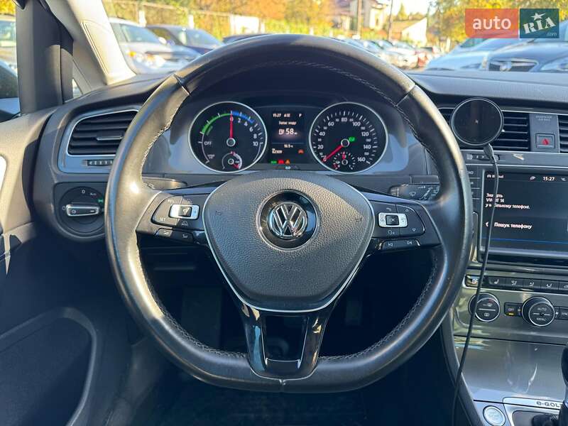 Хетчбек Volkswagen e-Golf 2016 в Вінниці